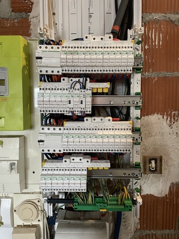 Remplacez votre tableau électrique triphasé