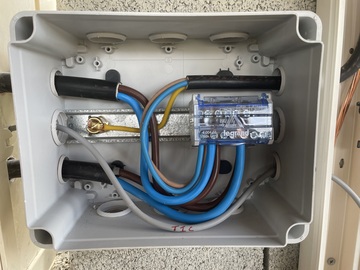 Installation de borne de recharge électrique à Toulouse
