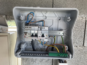 Installation de borne de recharge électrique à Toulouse